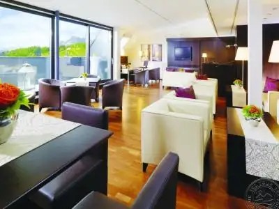 SHERATON SALZBURG HOTEL