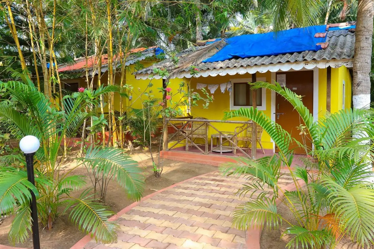 MORJIM BEACH RESORT