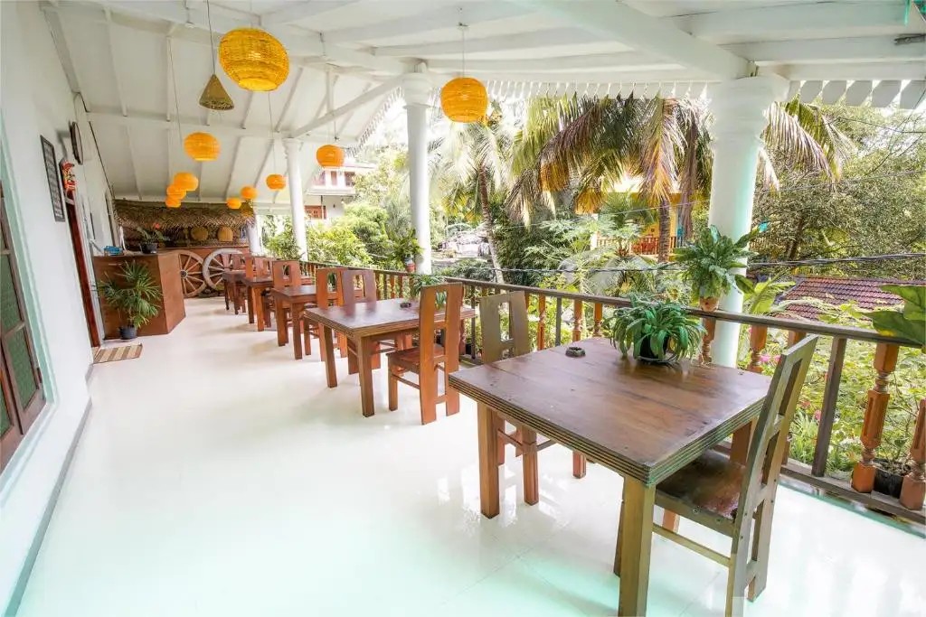 LA VILLA UNAWATUNA