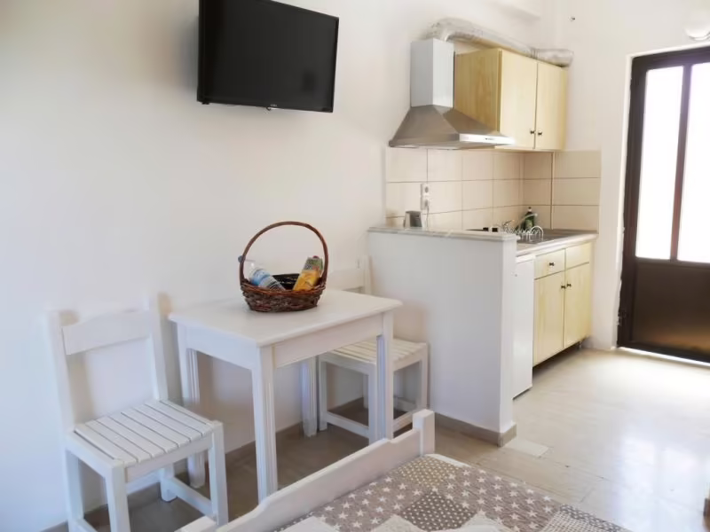 MARILENA APARTMENTS & STUDIOS