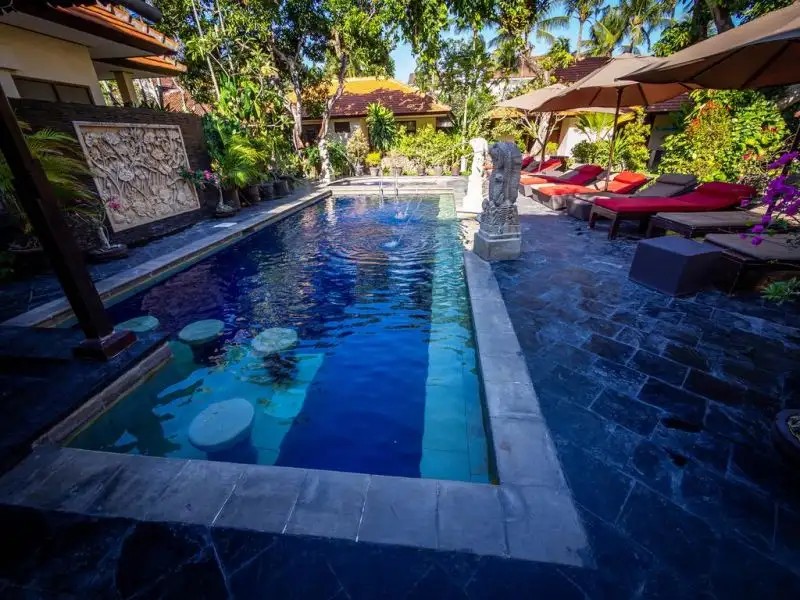 YULIA BEACH INN KUTA