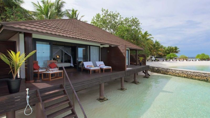 lagoon villa