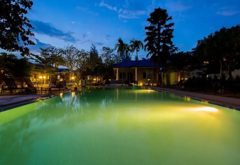 PRAEWA VILLAS NAIYANG
