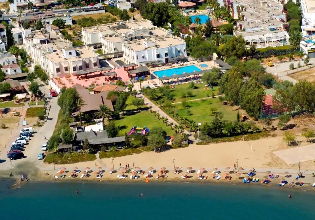 LADONIA HOTELS DEL MARE