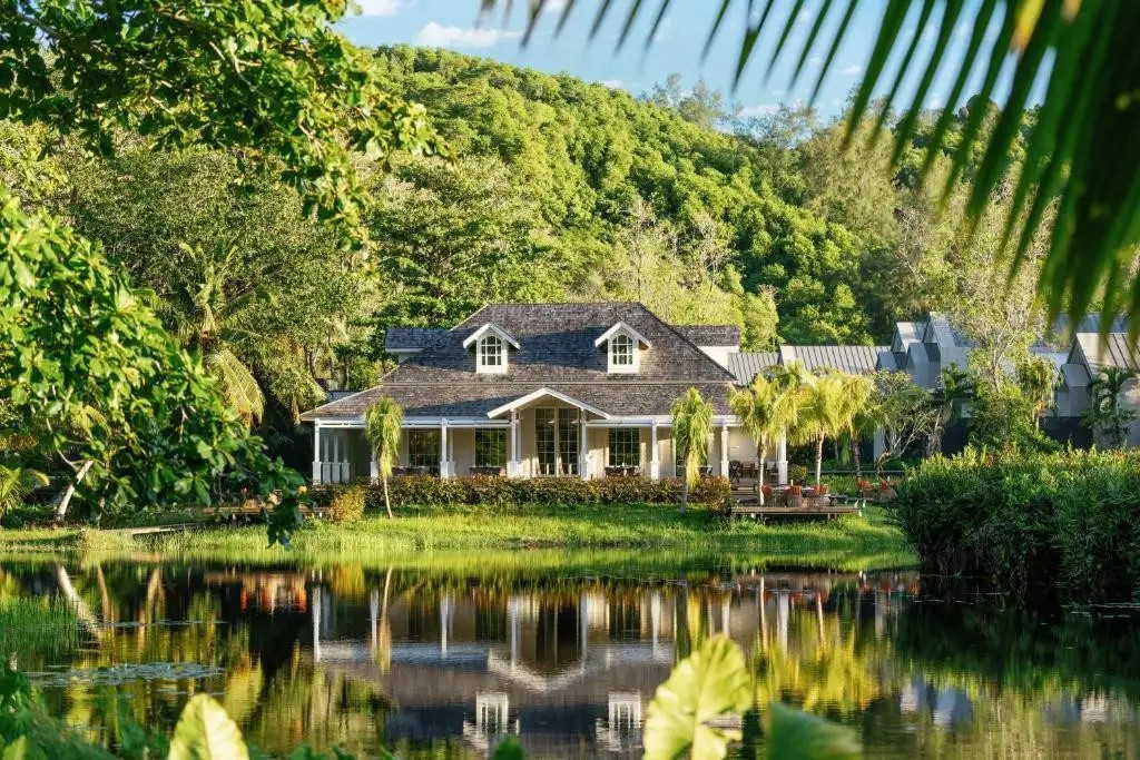 CHEVAL BLANC SEYCHELLES (EX. BANYAN TREE SEYCHELLES)