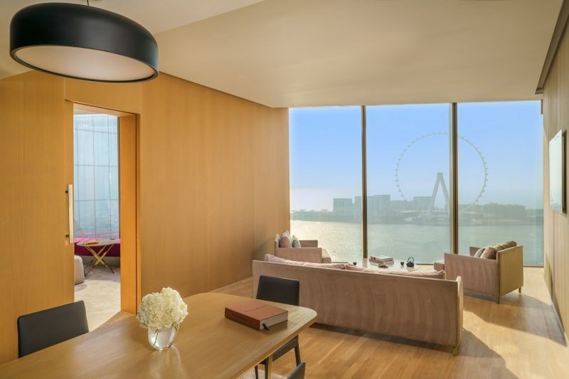 1 bedroom premium suite
