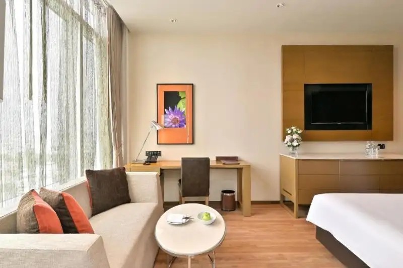 EASTIN GRAND HOTEL SATHRON