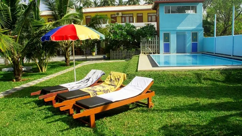 LARNS VILLA