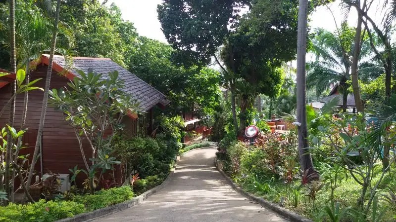 BAYTHANI SAMUI RESORT (EX. SEARINE SAMUI BOUTIQUE RESORT)