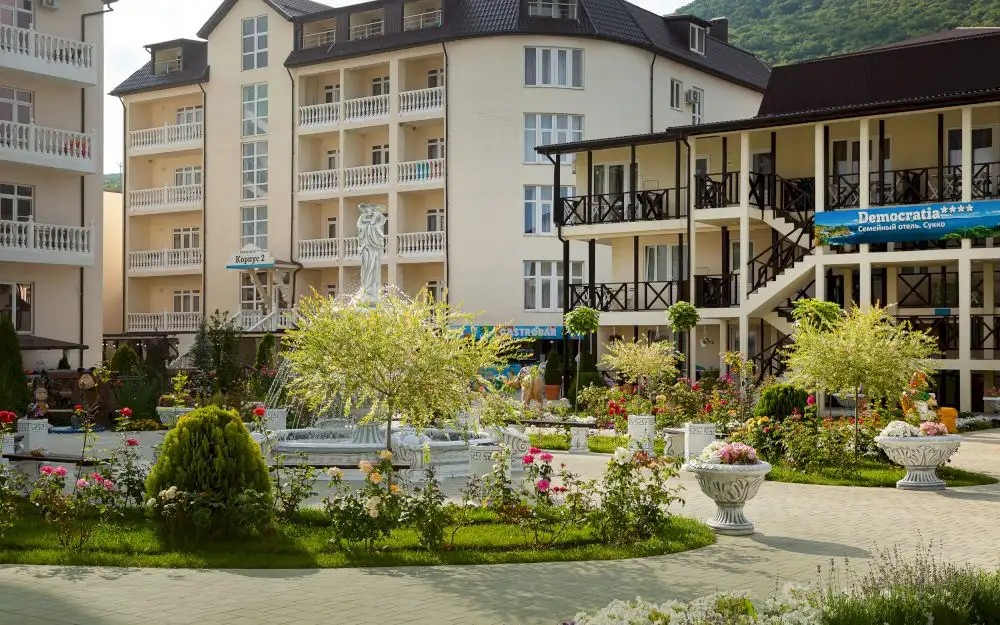 DEMOCRATIA ULTRA ALL INCLUSIVE FAMILY HOTEL