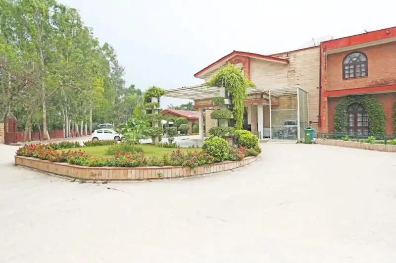 ASHOK COUNTRY RESORT