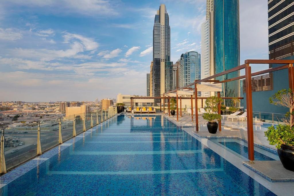 VOCO DUBAI (EX. NASSIMA ROYAL HOTEL)
