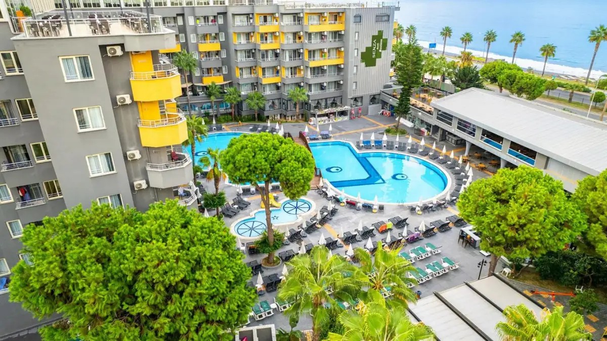 SENZA HOTELS GRAND SANTANA 