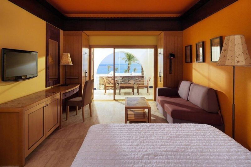 deluxe sea front