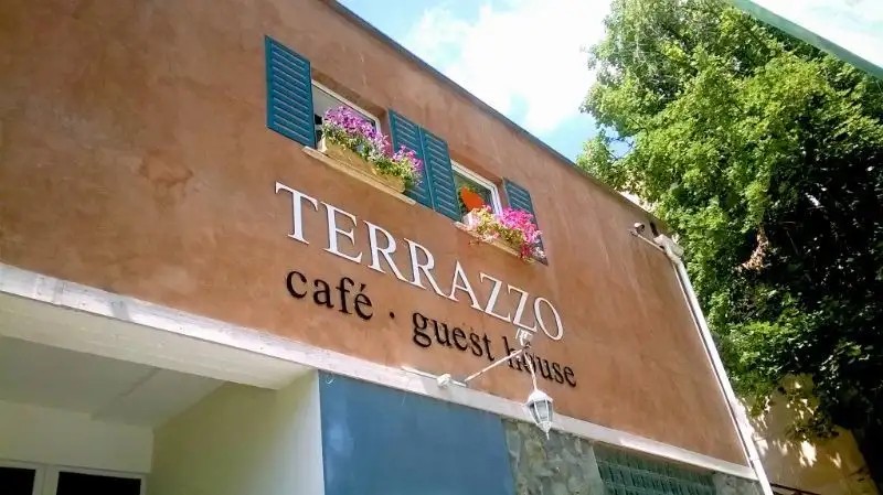 TERRAZZO