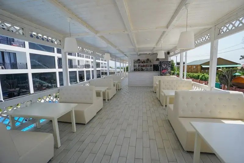 PARADISE BEACH HOTEL
