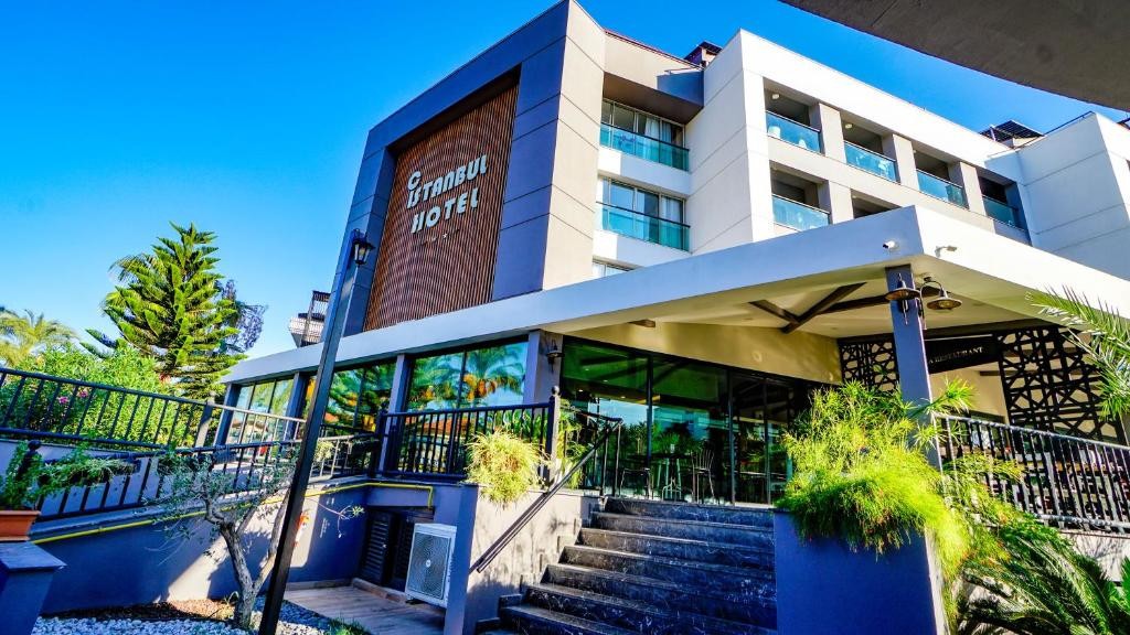 ISTANBUL BEACH HOTEL (EX. BLAUHIMMEL HOTEL)
