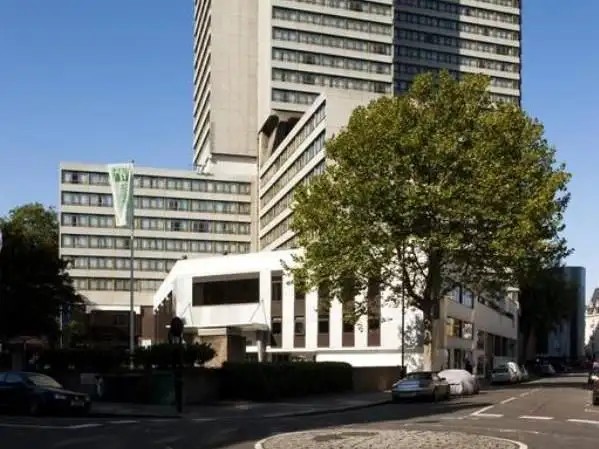 HOLIDAY INN LONDON KENSINGTON FORUM