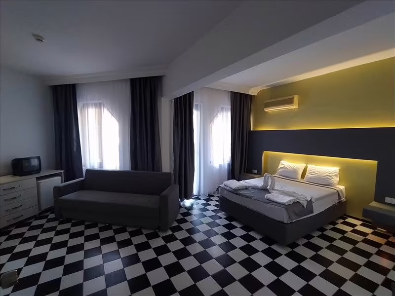ORIENT SUITE