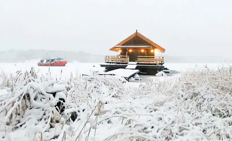 ДОМ НА ВОДЕ КАРЕЛИЯ