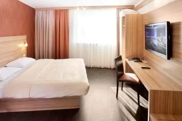 STAR INN SCHOENBRUNN