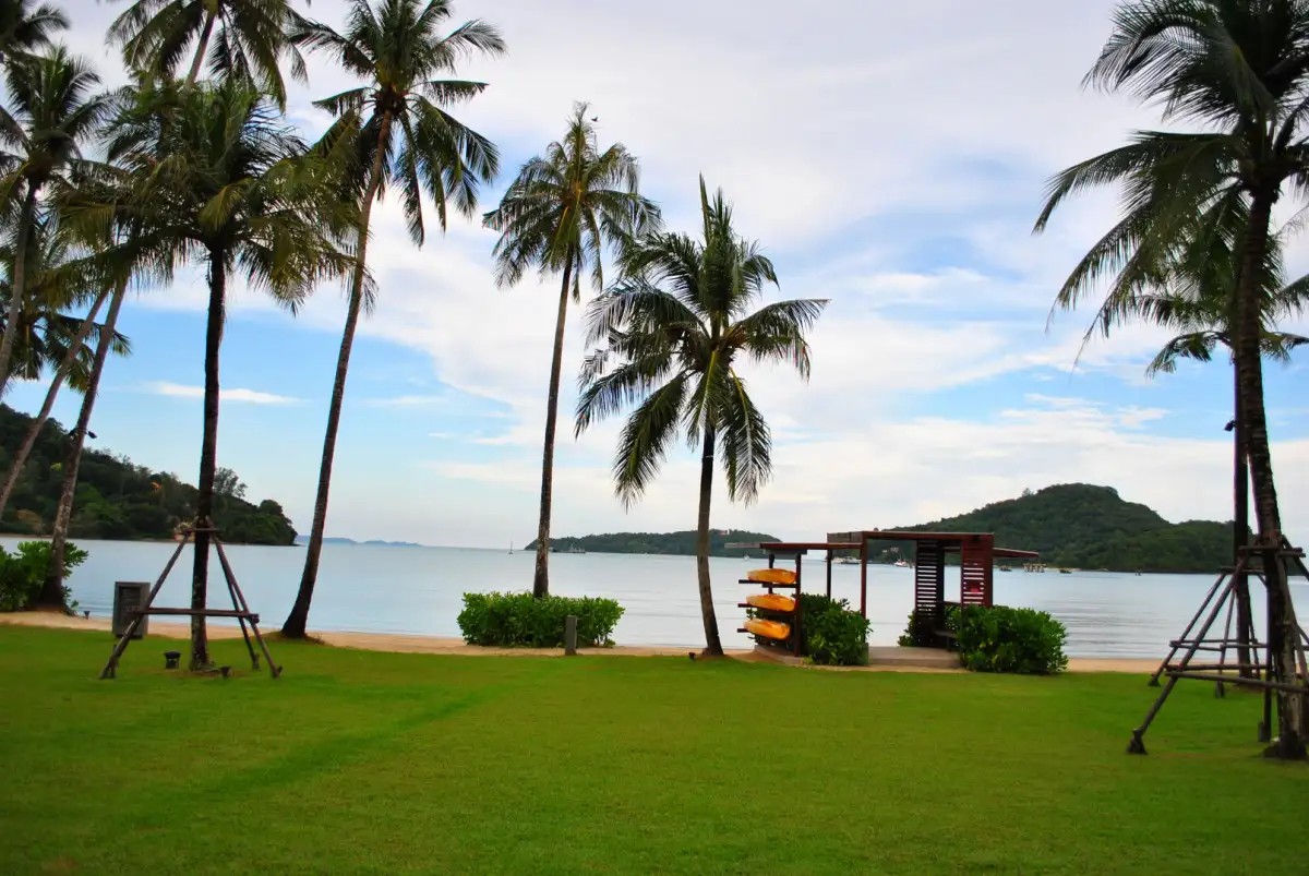 CROWNE PLAZA PHUKET PANWA BEACH (EX. PANWA BEACHFRONT)