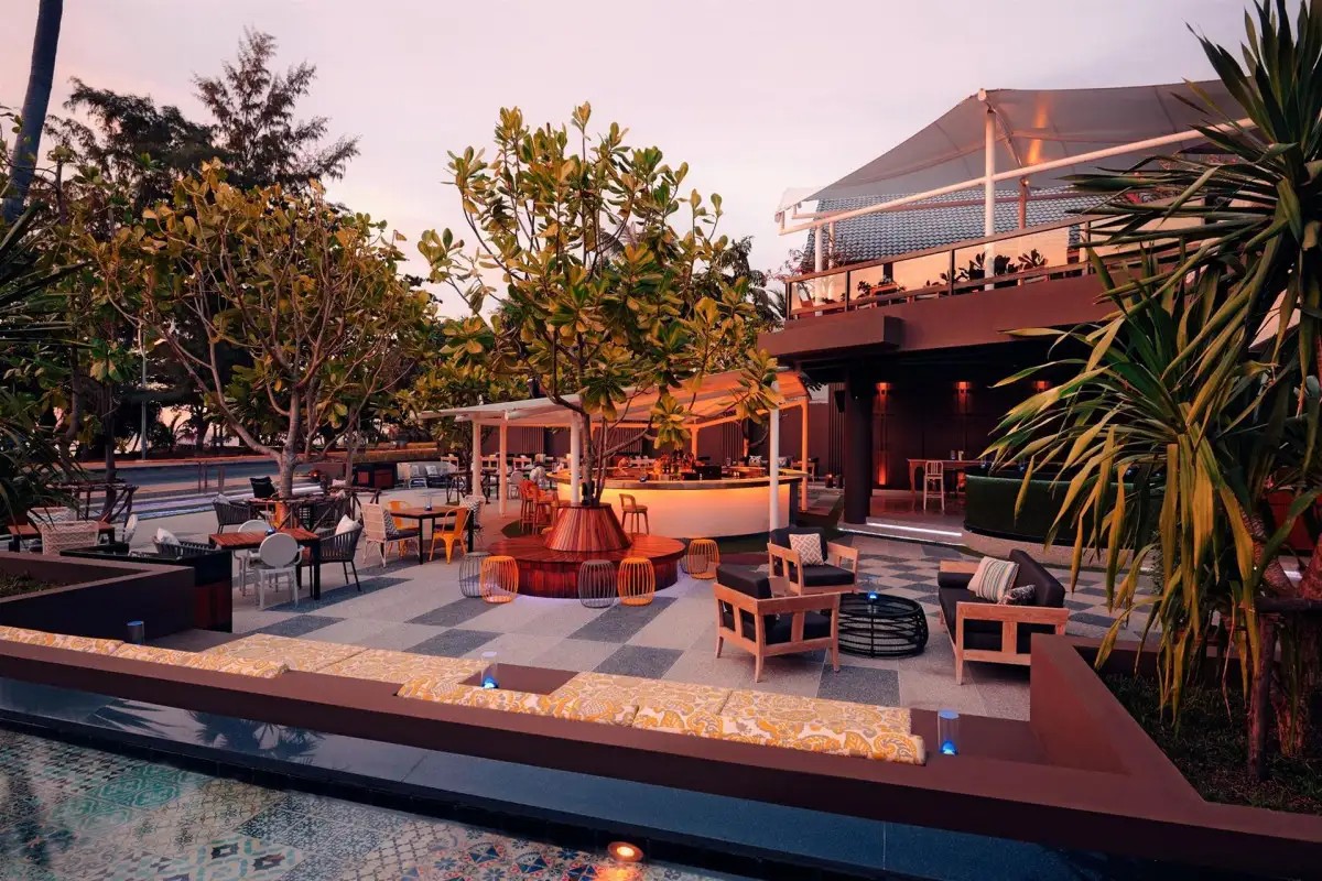PARADOX RESORT PHUKET (EX. MOVENPICK RESORT & SPA KARON BEACH)