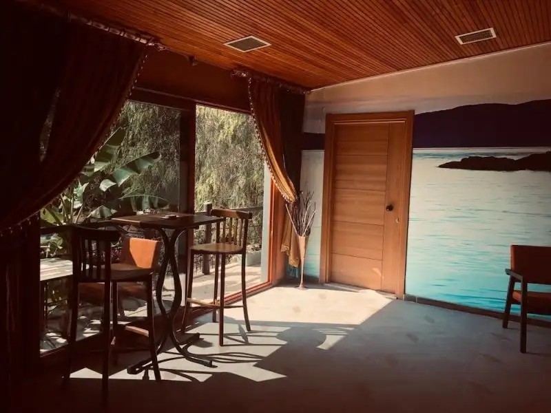 ATA BOUTIQUE HOTEL