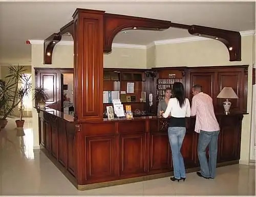 AQUA BLUE HOTEL (EX. FAMILY CLUBHOTEL)