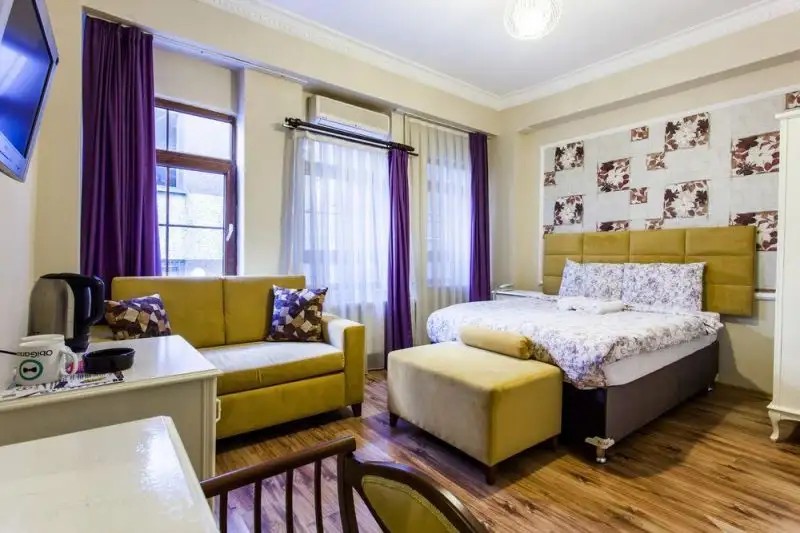 DORA HOTEL
