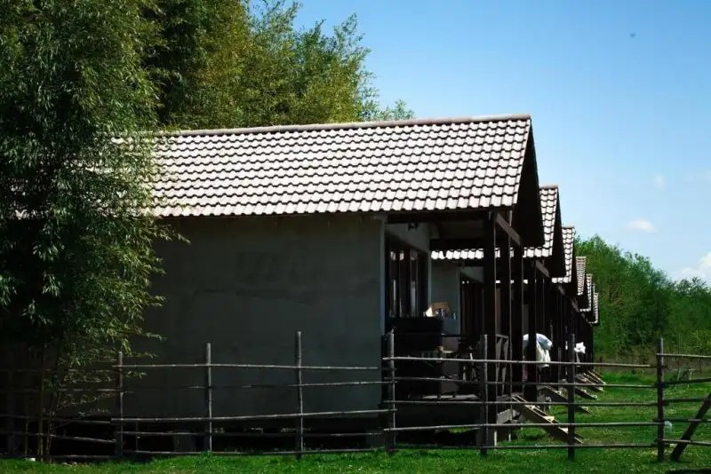 АКАЛАМ КАНТРИ КЛАБ