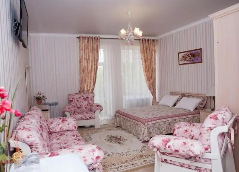 ДЕ ЛЮКС