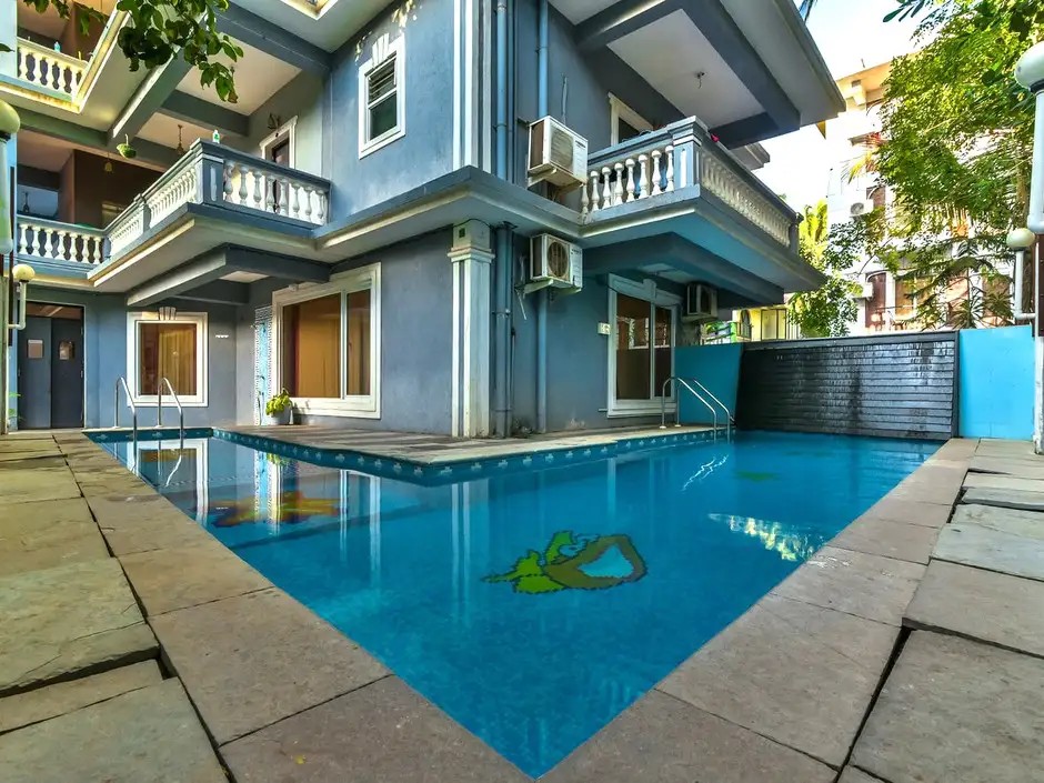 ROYAL MIRAGE BOUTIQUE