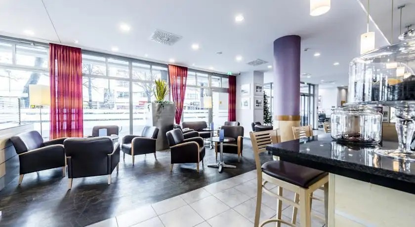 HOLIDAY INN EXPRESS BERLIN CITY CENTRE