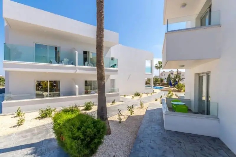 BELLINI BUNGALOWS