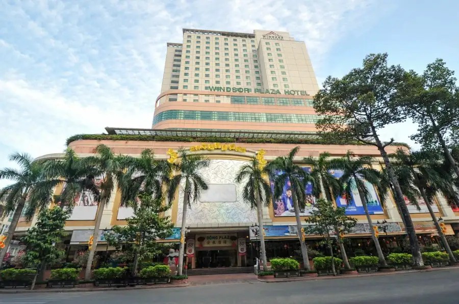 WINDSOR PLAZA