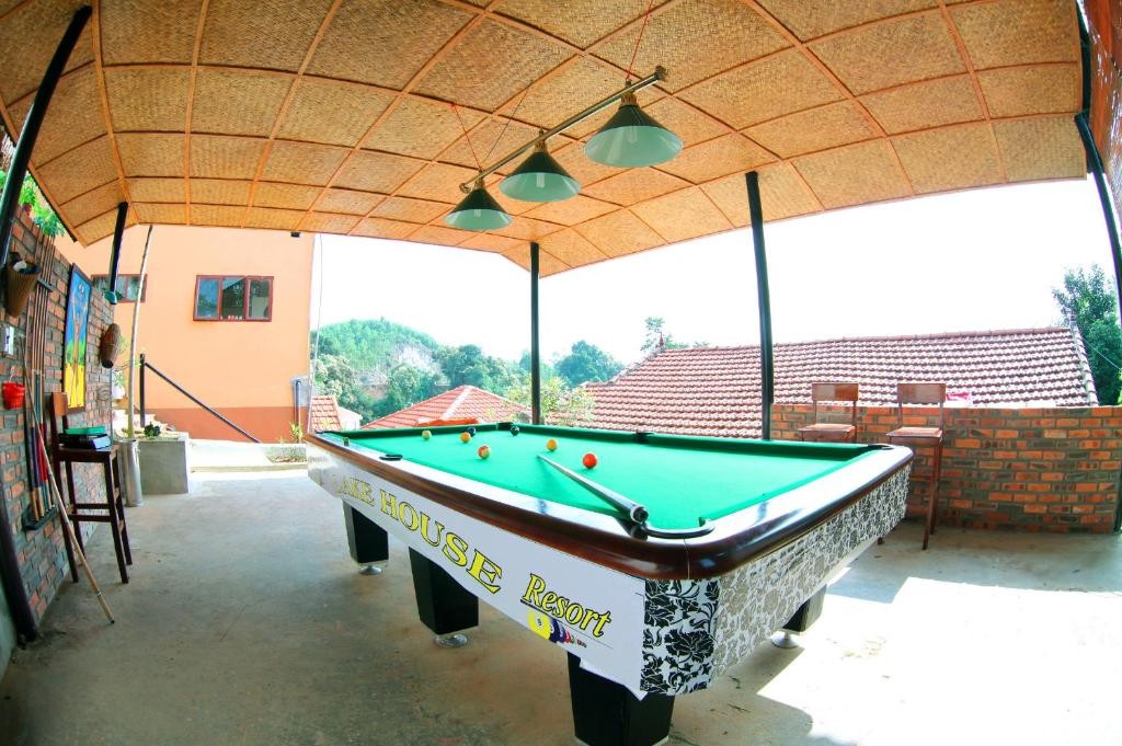 PHONG NHA LAKE HOUSE RESORT