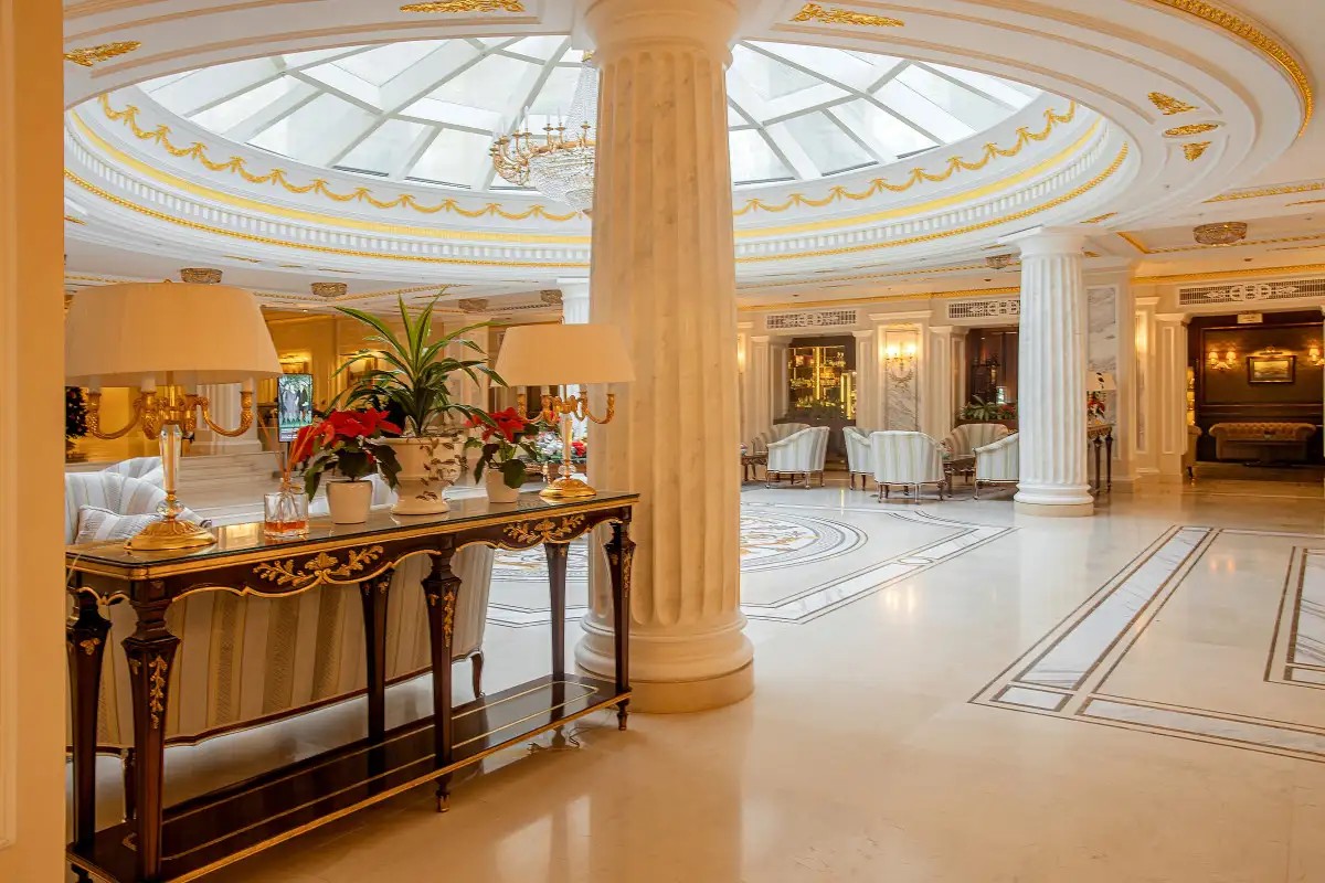 ЭРМИТАЖ (THE OFFICIAL STATE HERMITAGE HOTEL)