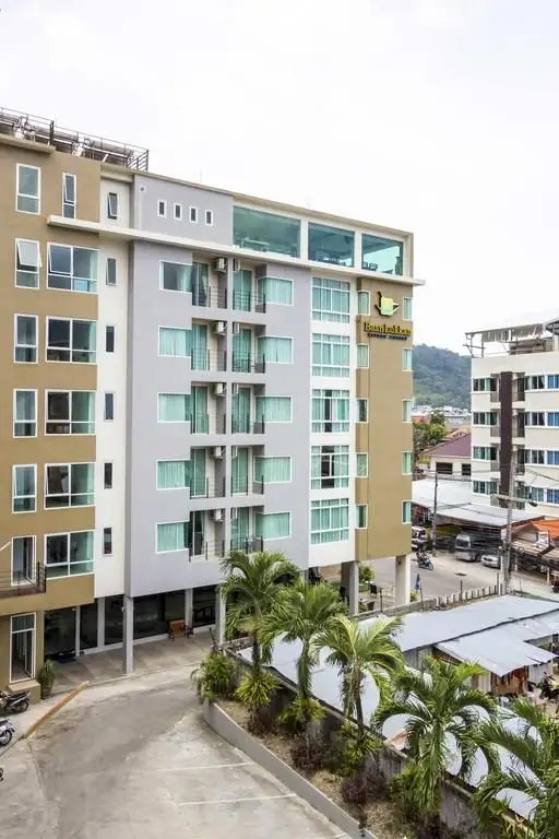 BAAN LUKKAN HOSTEL