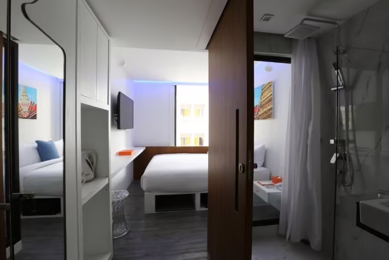 S BOX SUKHUMVIT HOTEL