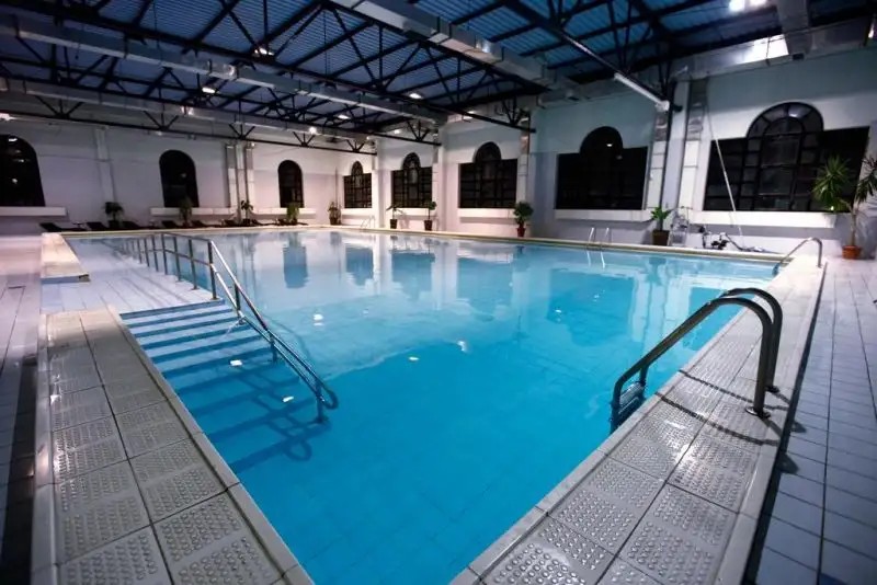 CROSS RESORT