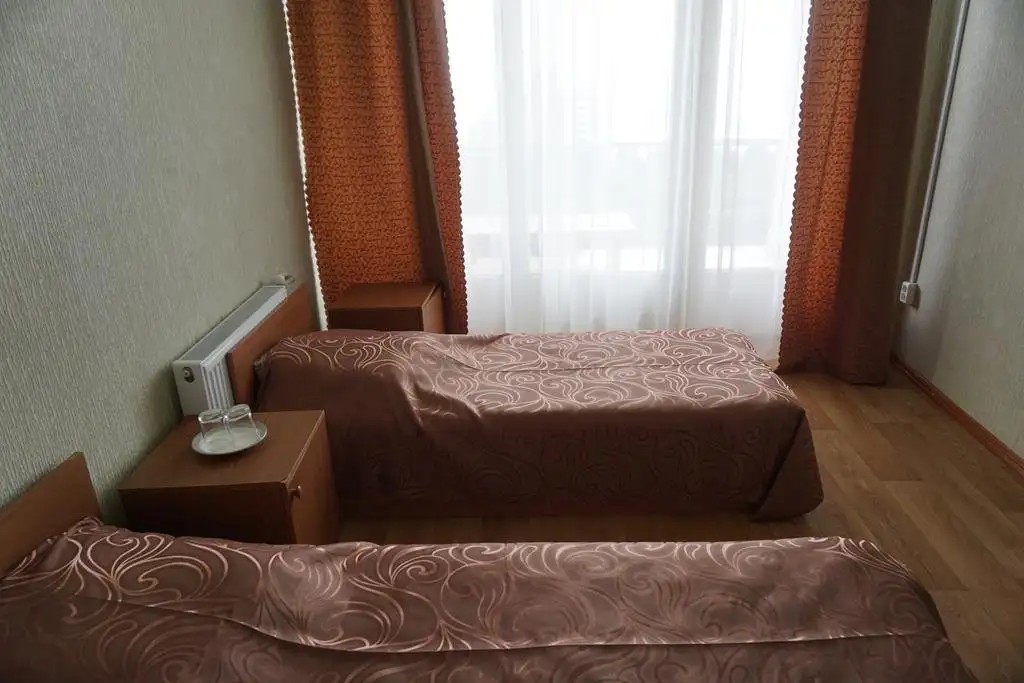 ЯЛТИНСКИЙ ГОРОДСКОЙ ПАНСИОНАТ