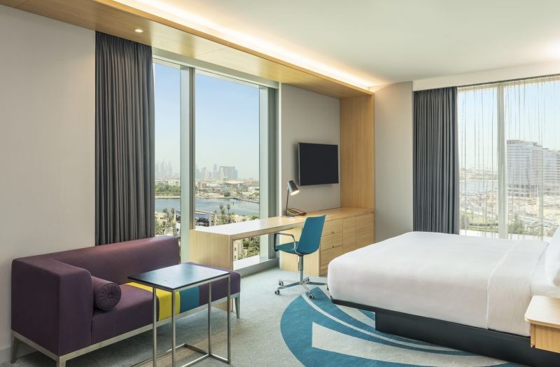 1 bedroom savvy suite creek view