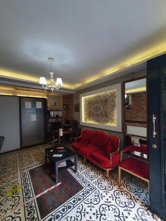 A PLUS RESIDENCE