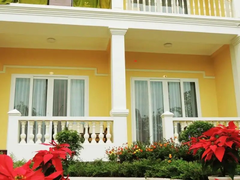 T&T RESORT