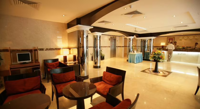 IMPERIAL HOTEL APARTMENTS