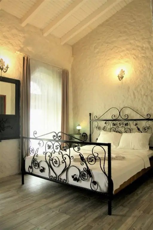 MAHZEN ALACATI  ADULTS ONLY