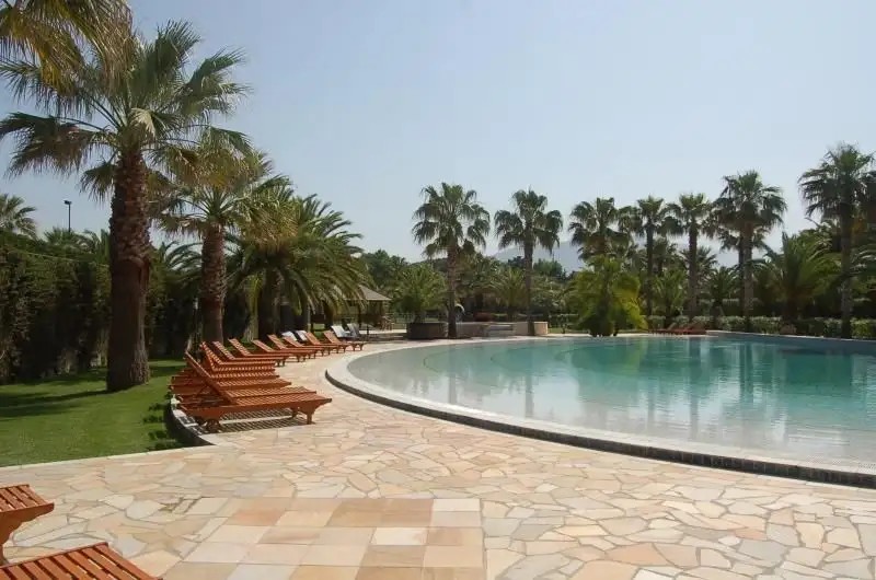 SAVOY BEACH HOTEL PAESTUM