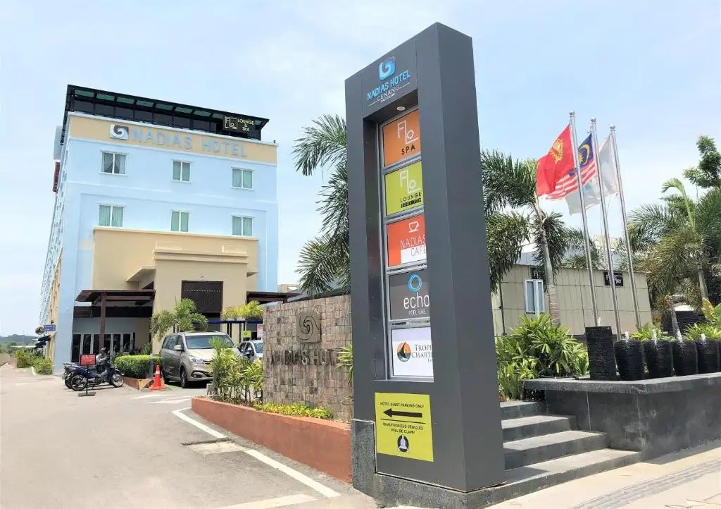 NADIAS HOTEL CENANG