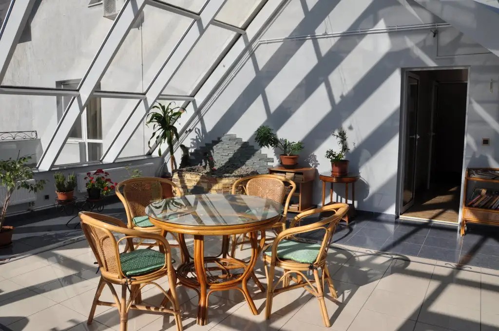 ЛАПТАУ